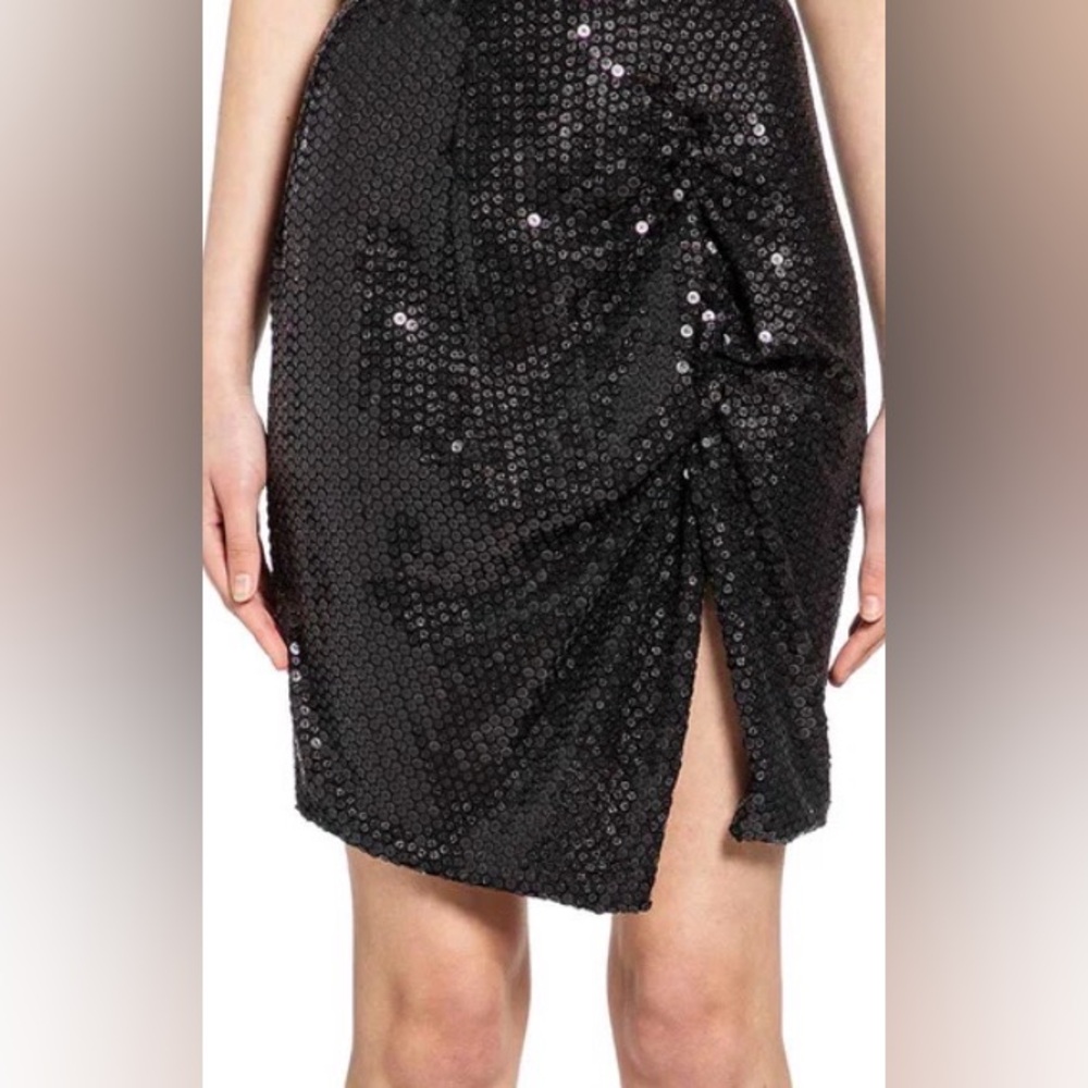 NY & Co Black Sequin Squirt Size 2XL